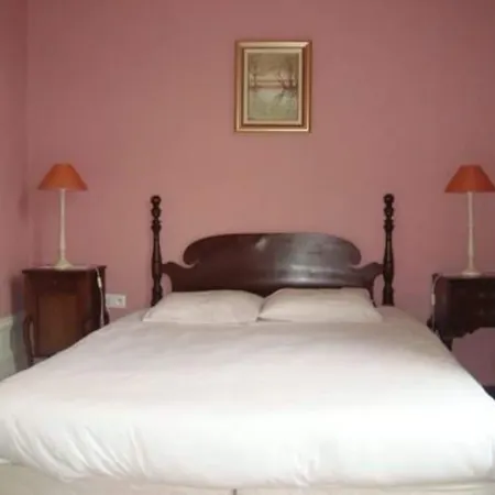 Du Bel Event Bed & Breakfast 3*